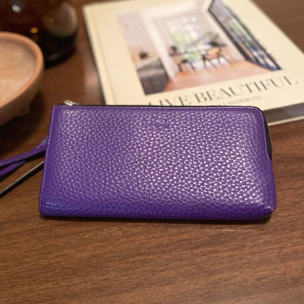 Rare Coach Purple Pebbled Leather Wristlet